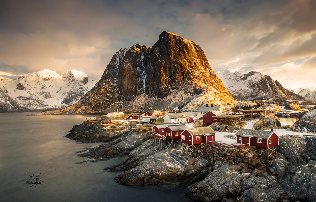 Фото обои свет, горы, утро, Норвегия, городок, поселение, архипелаг, Лофотенские острова