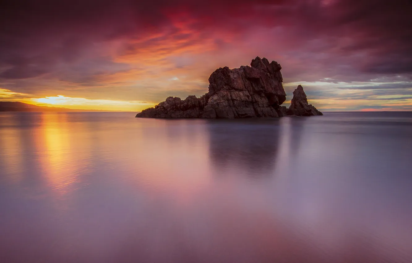 Фото обои море, тучи, скала, экспозиция, рассвет, выдержка, Asturias