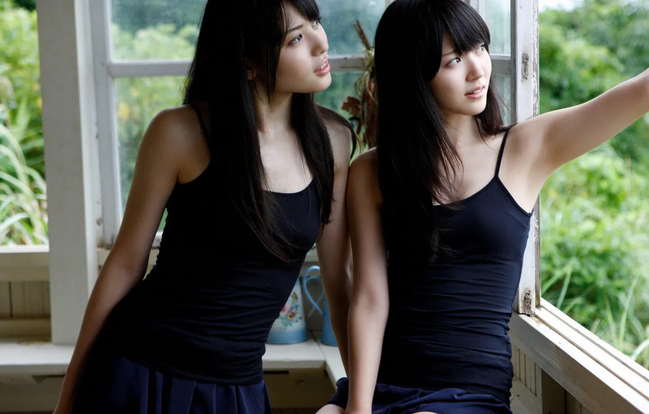 Фото обои девушки, настроение, окно, азиатки
