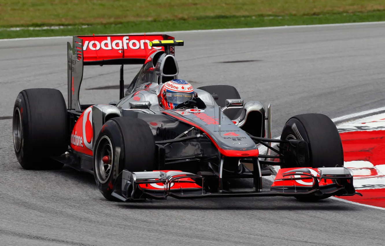 Фото обои McLaren, Макларен, формула 1, formula 1, 2011, Malaysian GP, Sepang, Kuala Lumpur