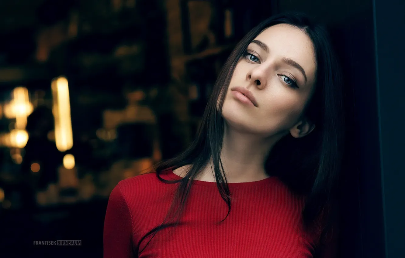 Фото обои взгляд, девушка, стрелки, платье, брюнетка, girl, голубые глаза, dress