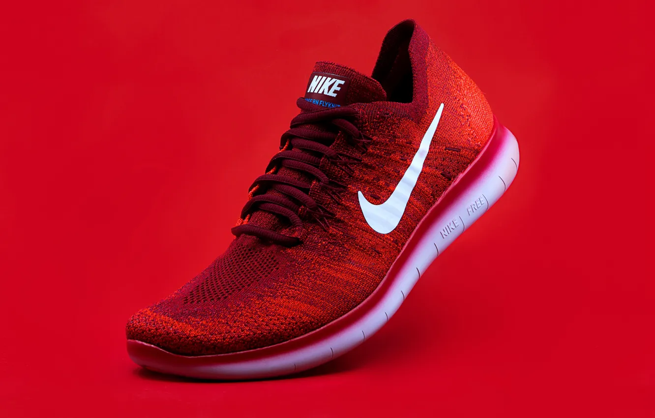 Фото обои свобода, кроссовок, freedom, nike, Найк, sneakers, sports shoes, спортивная обувь