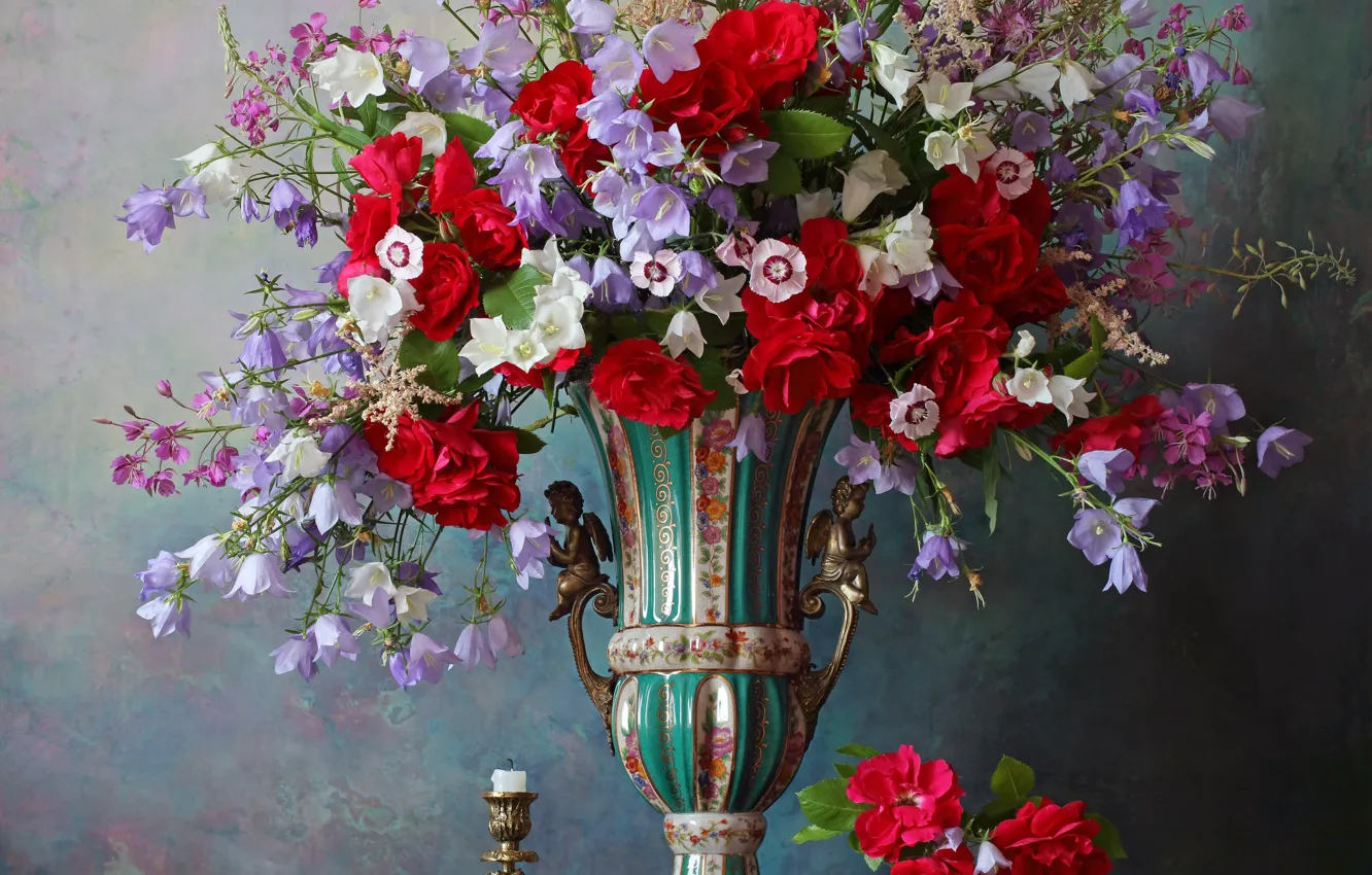 Фото обои цветы, ноты, розы, свеча, ваза, фрукты, натюрморт, колокольчики