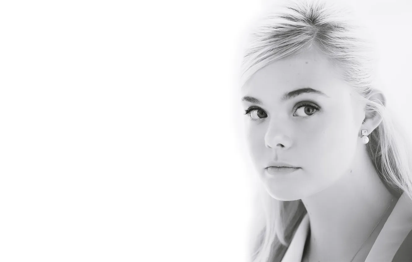 Фото обои фотосессия, Elle Fanning, бренд«J.Estina»