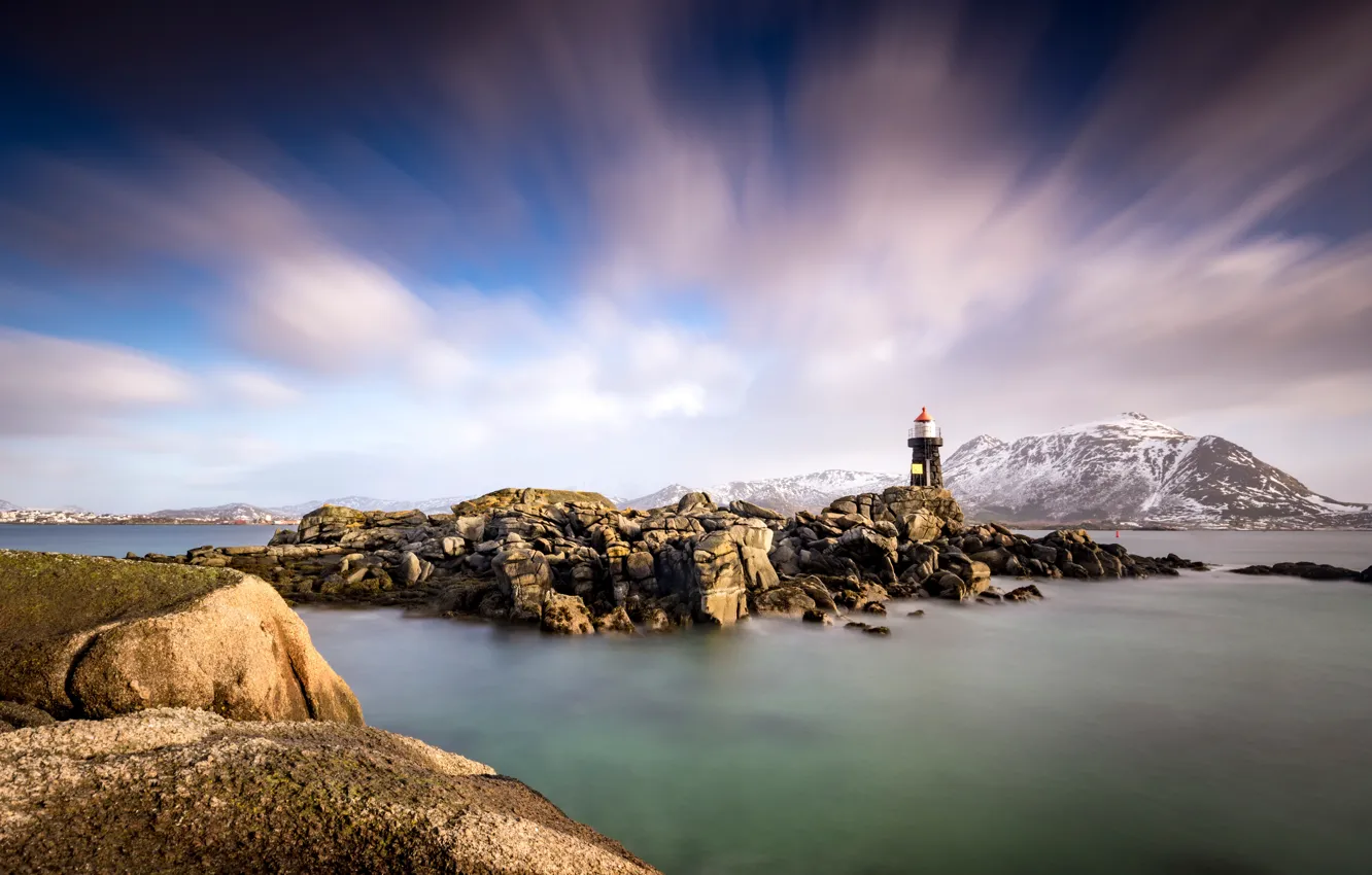 Фото обои горы, камни, побережье, маяк, Норвегия, Lofoten