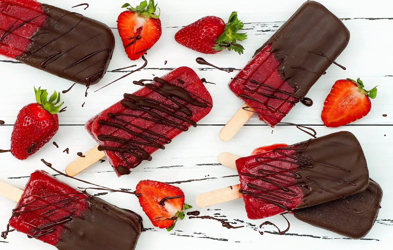 Фото обои шоколад, клубника, ягода, мороженое, сладости, эскимо