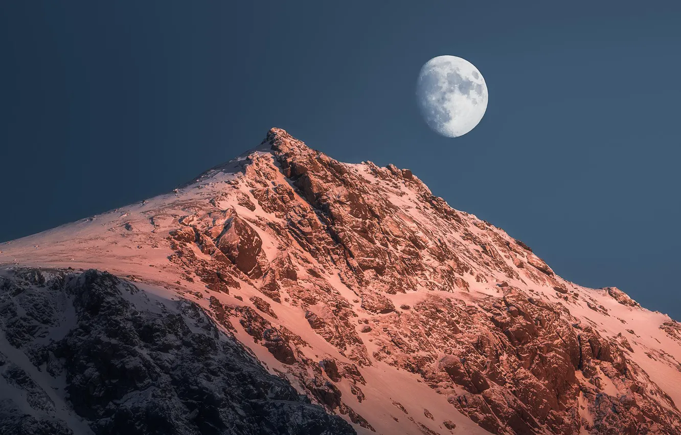 Фото обои зима, небо, снег, природа, скала, луна, гора, Норвегия