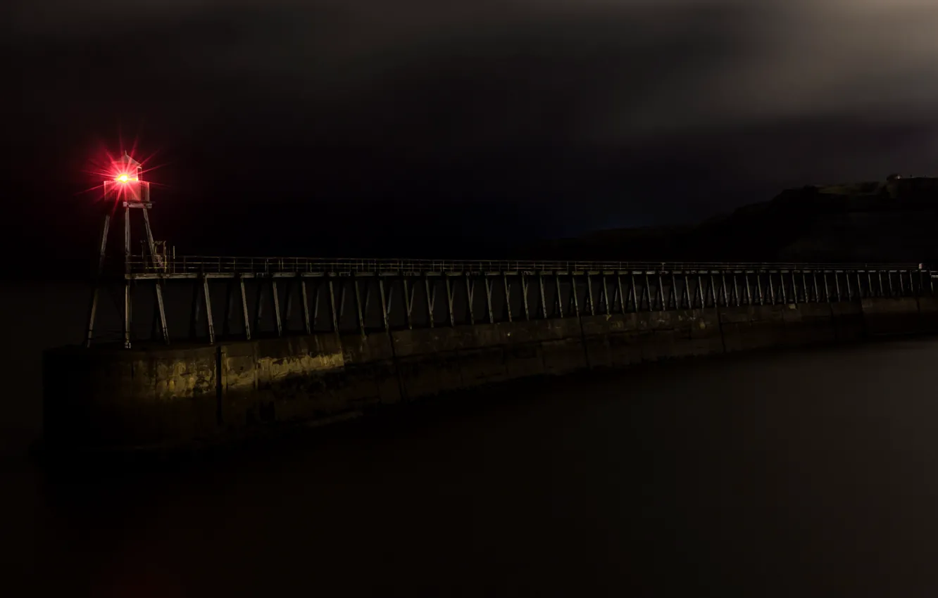 Фото обои ночь, природа, маяк, England, United Kingdom, Whitby, East Pier