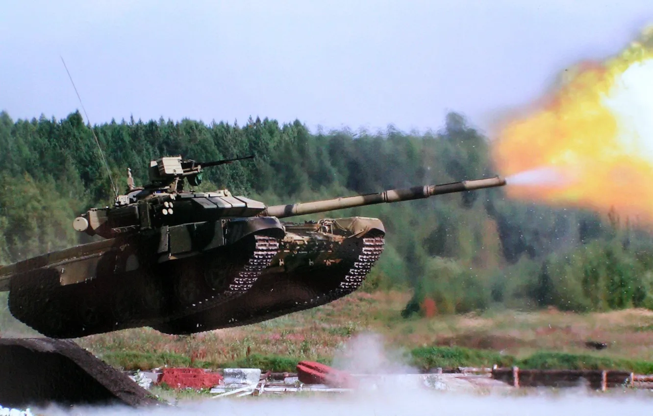 Фото обои прыжок, выстрел, танк, полигон, российский, Т-90, тяжелый танк