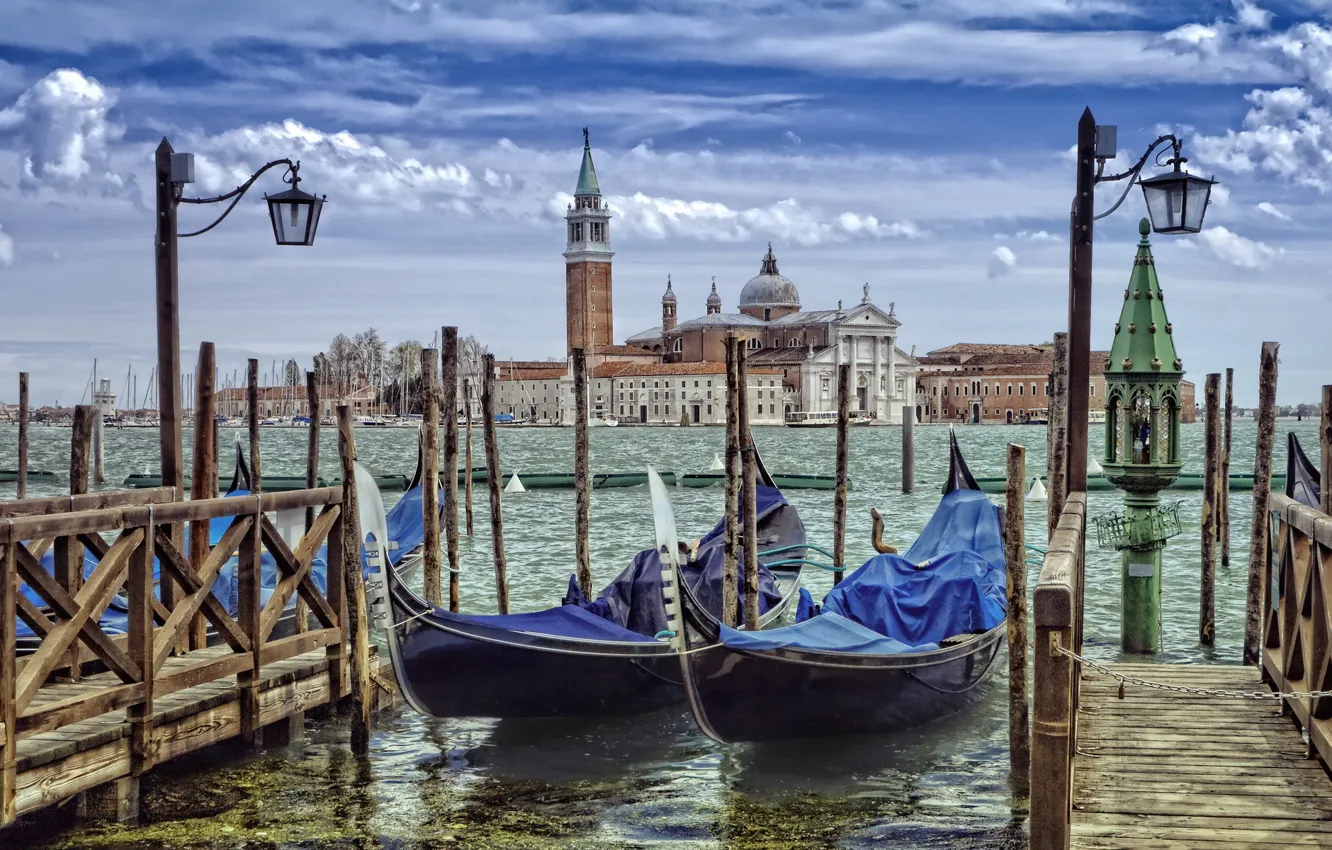 Фото обои город, Венеция, гондолы