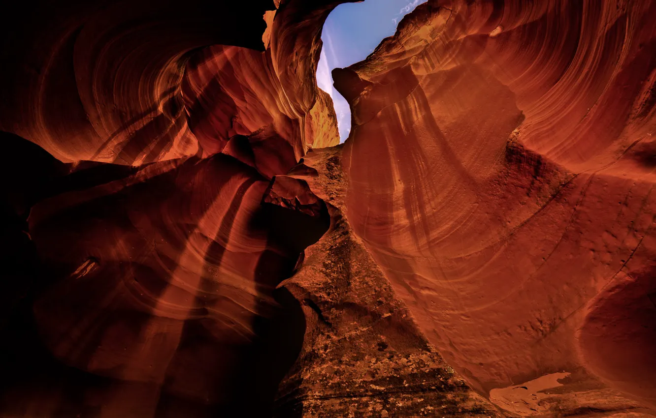 Фото обои небо, природа, скалы, текстура, каньон, пещера, antelope canyon