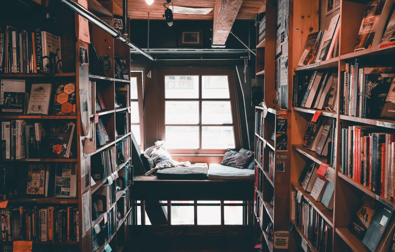 Фото обои уют, книги, подушки, окно, библиотека