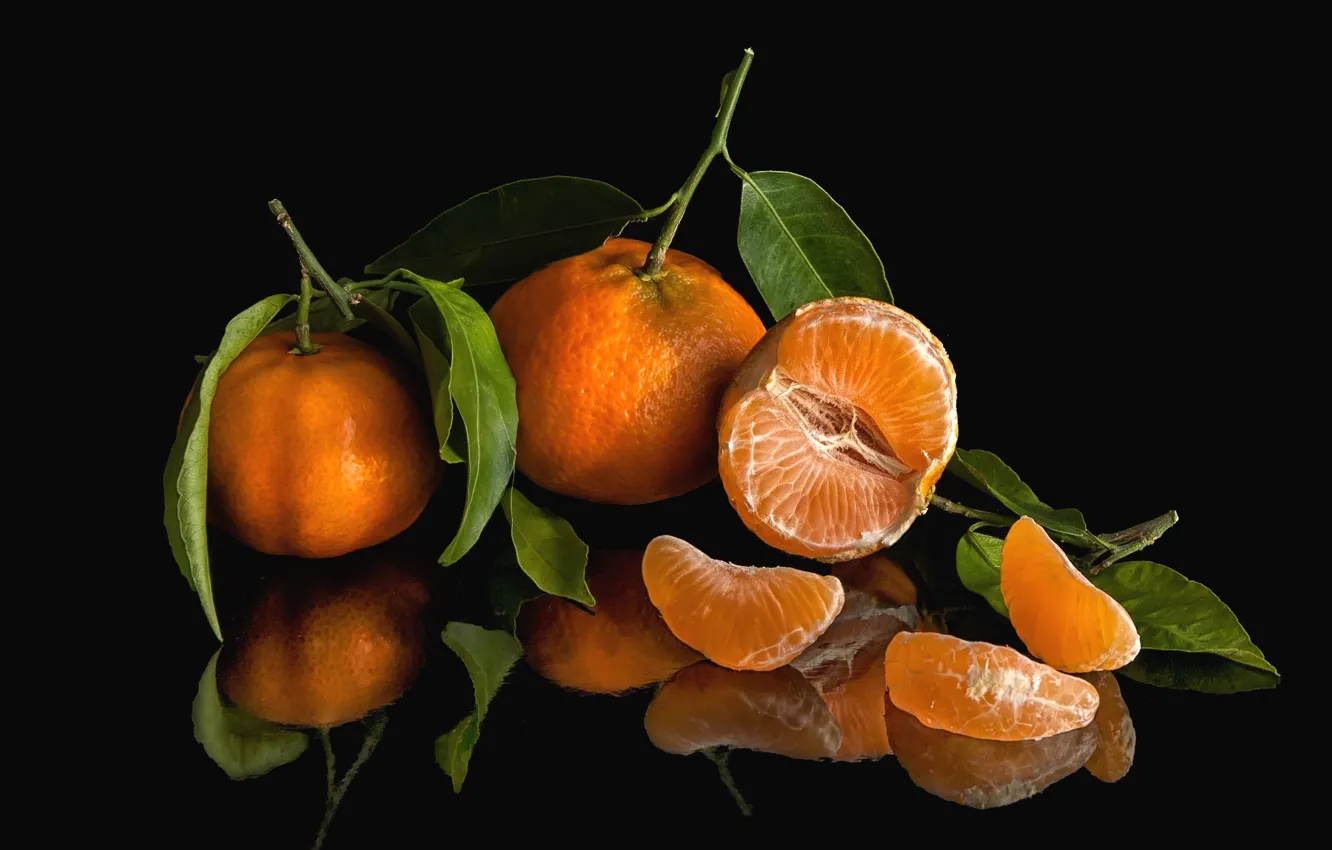 Фото обои отражение, фрукт, цитрус, дольки, плод, мандарин