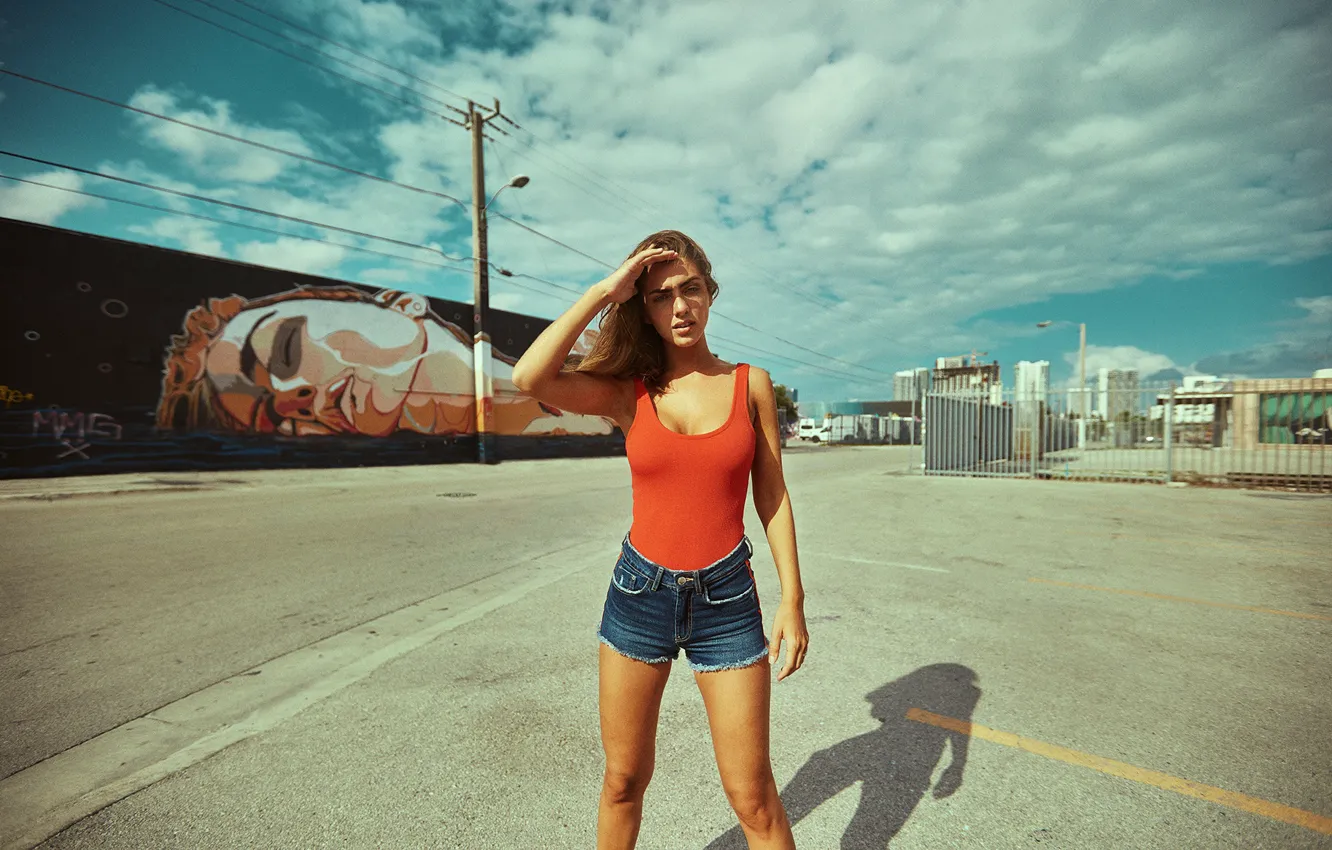 Фото обои girl, hot, sexy, eyes, smile, beautiful, figure, model