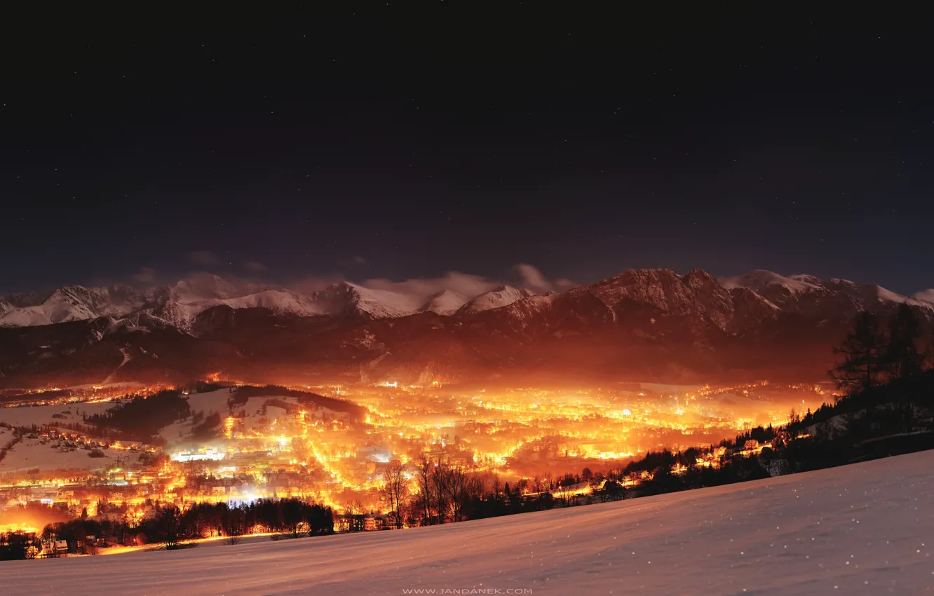 Фото обои night, winter, mountain, snow, zakopane