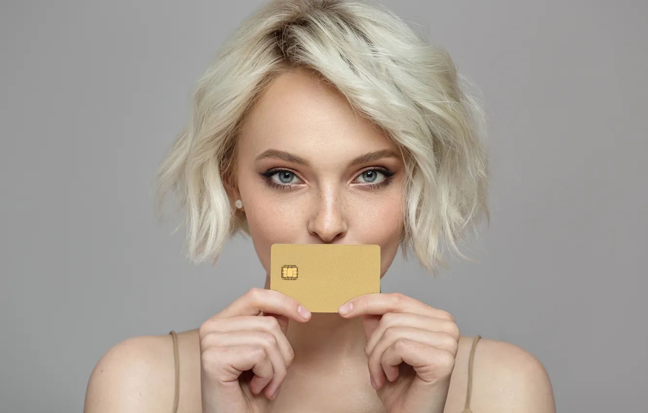 Фото обои girl, gold, woman, visa, blonde, portrait, bank, hold
