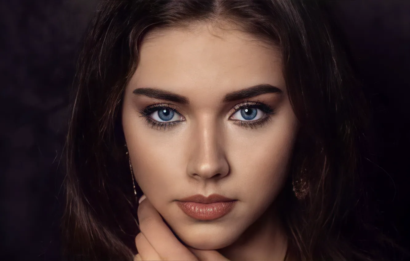 Фото обои girl, eyes, model, lips, face, brunette, portrait