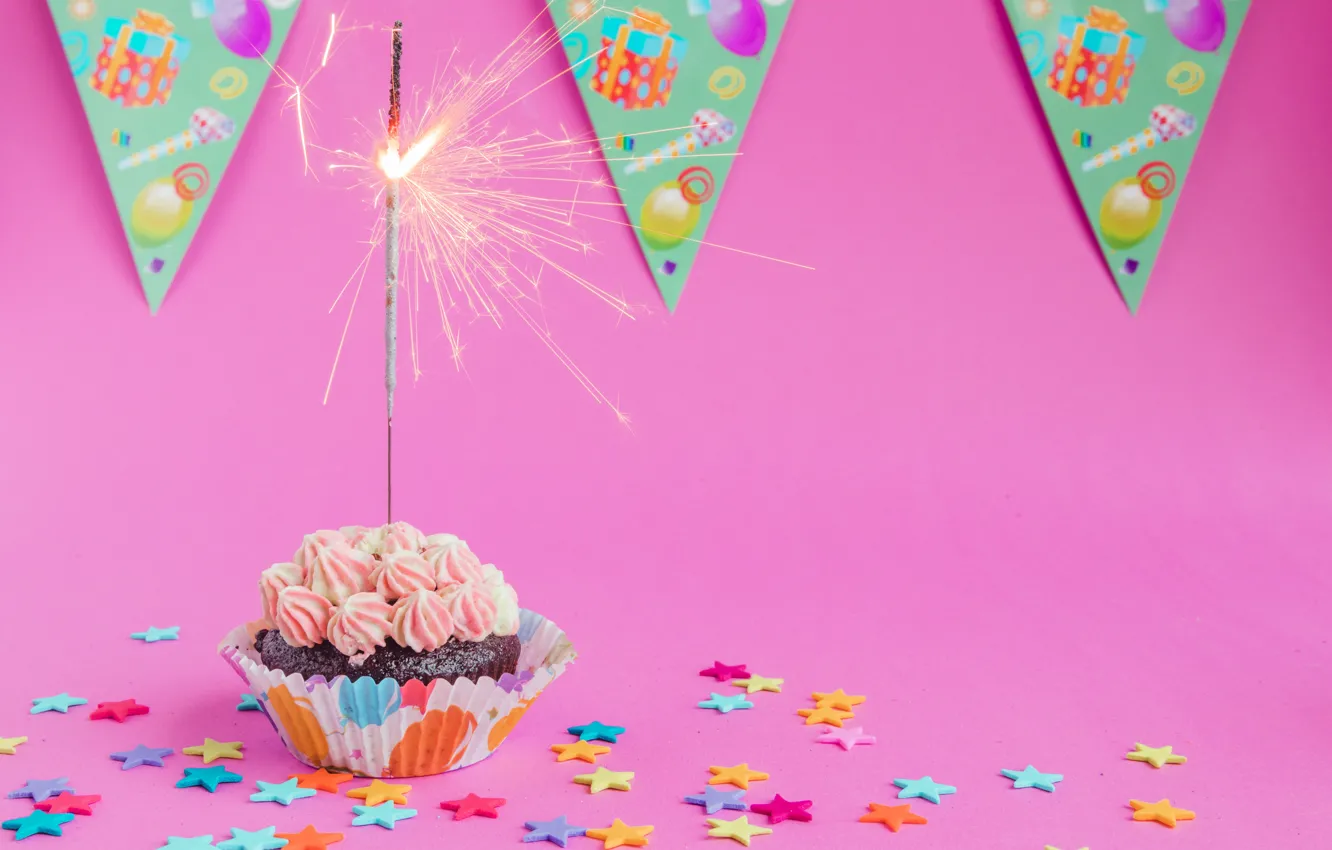 Фото обои день рождения, праздник, флажки, крем, выпечка, flags, cupcake, кекс