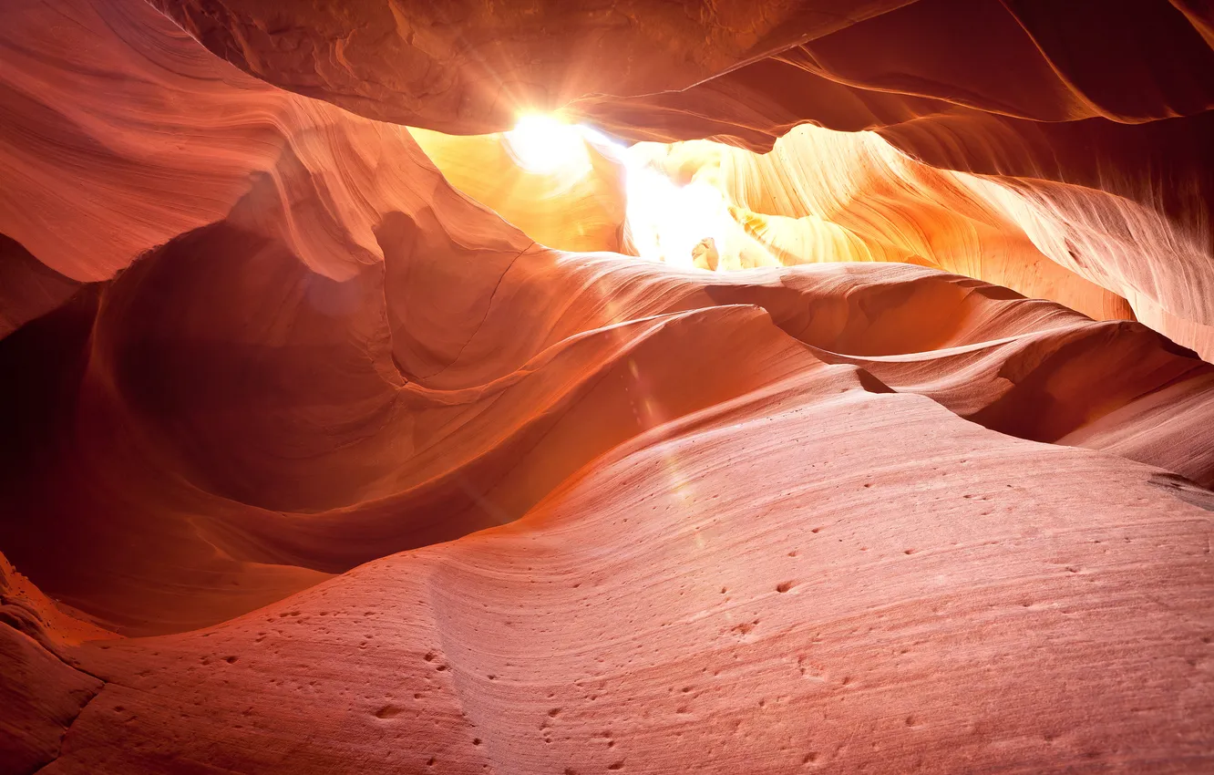 Фото обои солнце, свет, скала, камень, каньон, пещера