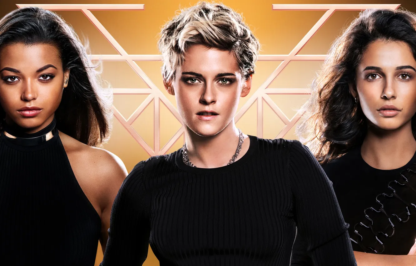 Фото обои девушки, Kristen Stewart, Кристен Стюарт, боевик, постер, троица, Naomi Scott, Наоми Скотт