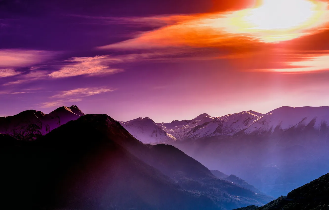 Фото обои sky, sunset, winter, mountains, horizon, violet, mountainline