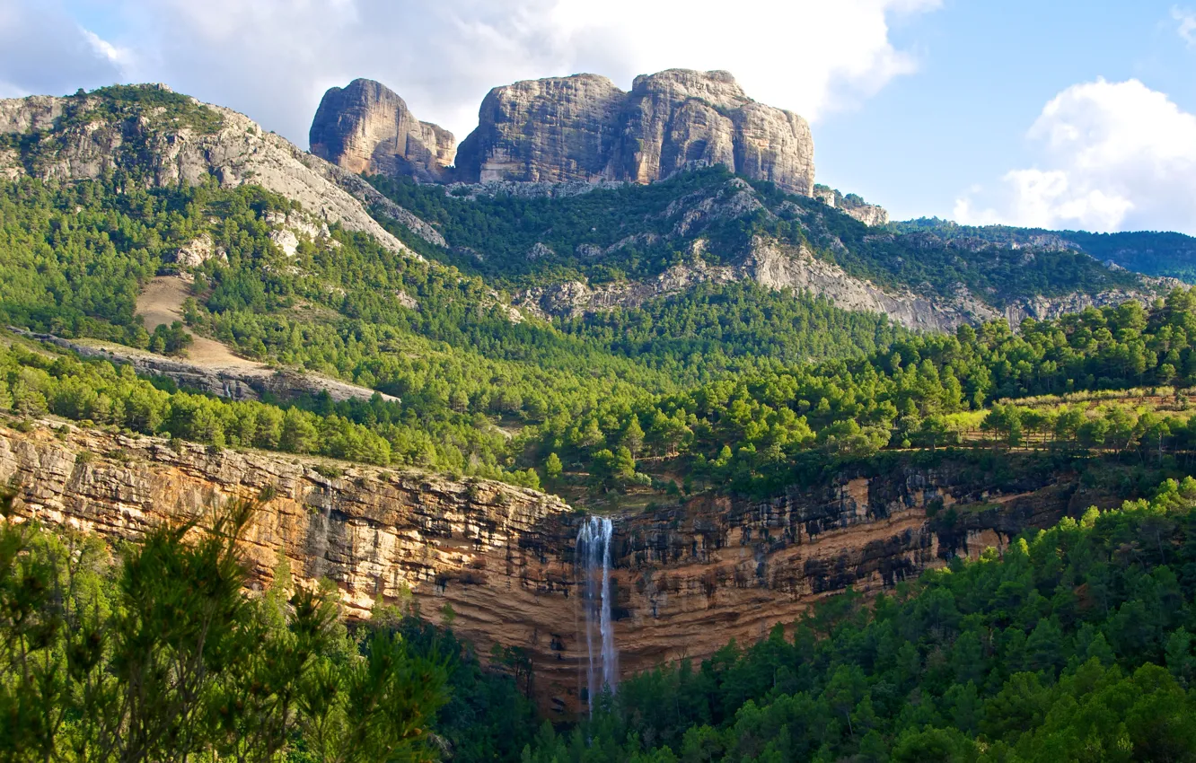 Фото обои лес, деревья, горы, природа, скалы, водопад