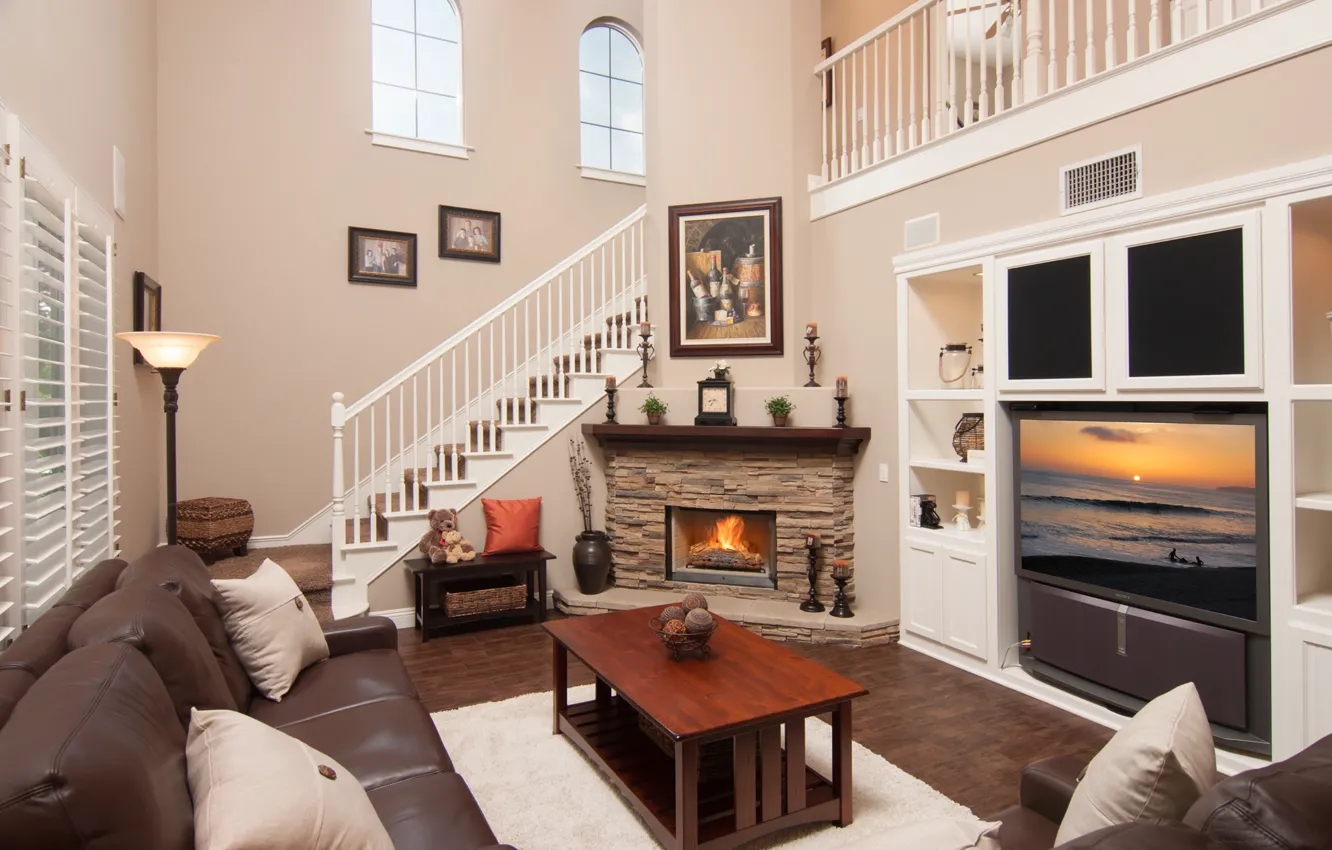 Фото обои дизайн, стиль, стол, диван, огонь, подушки, телевизор, лестница