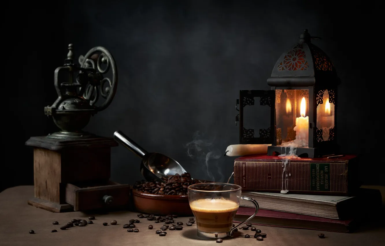 Фото обои стиль, книги, лампа, кофе, свечи, кружка, натюрморт, кофейные зёрна