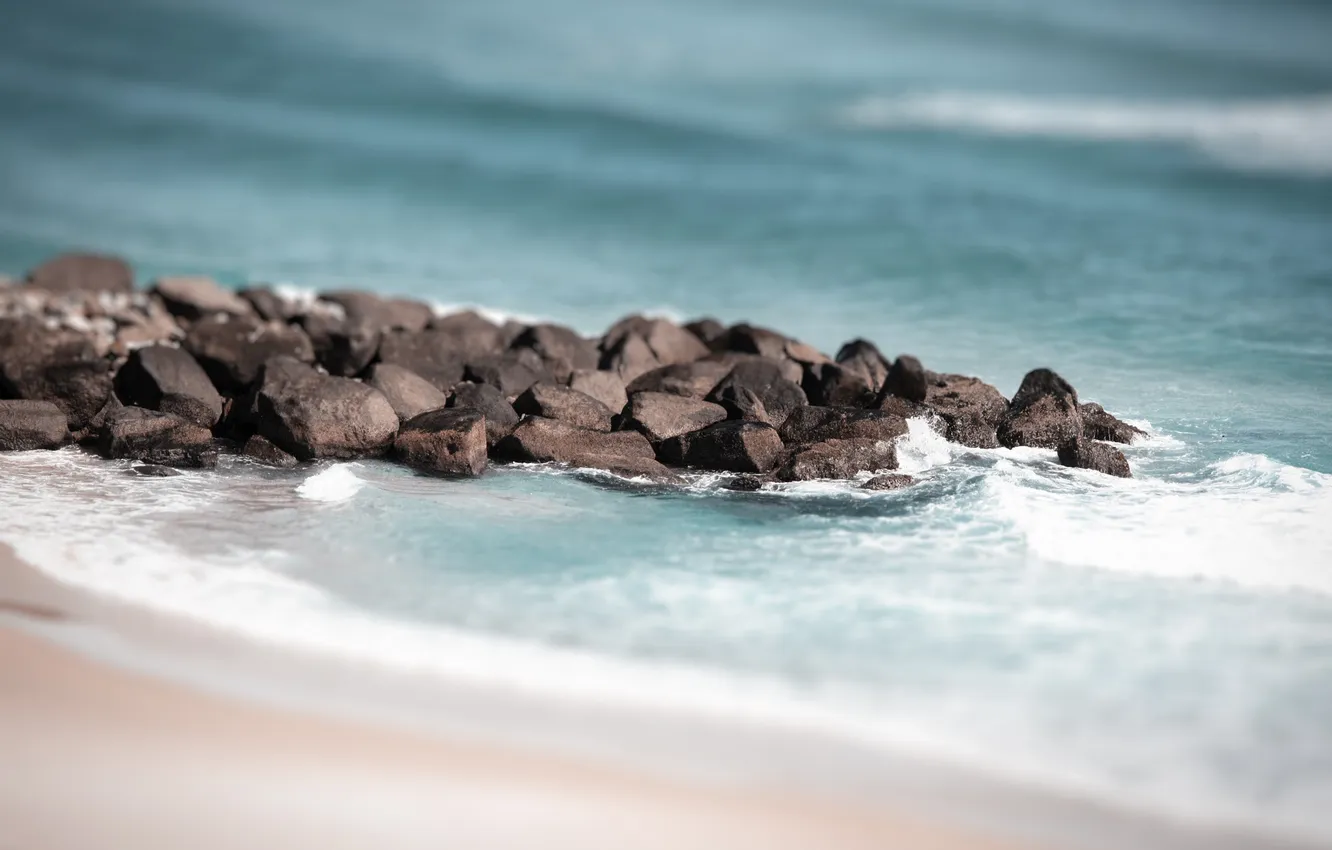 Фото обои песок, волны, вода, камни, берег