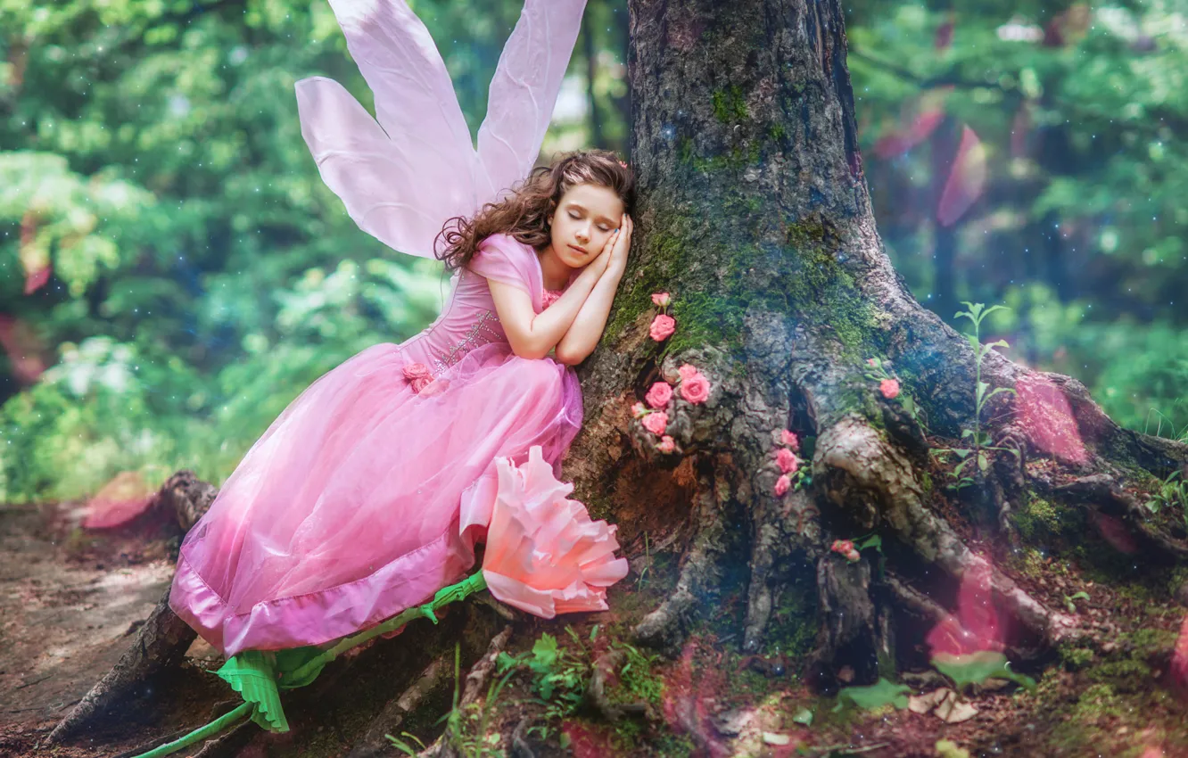 Фото обои лес, цветы, дерево, сон, крылья, платье, фея, девочка