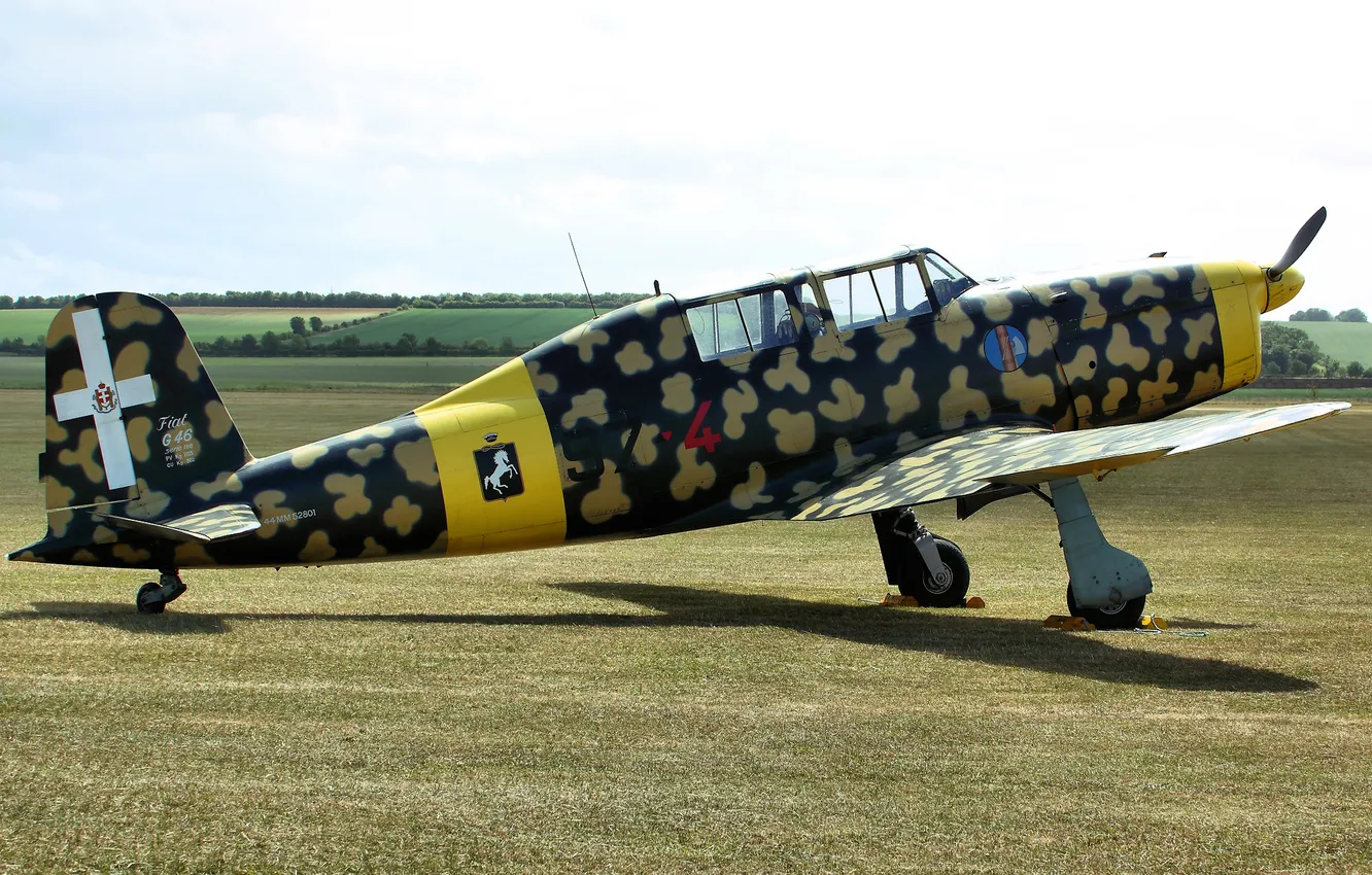 Фото обои поле, самолет, учебно-тренировочный, Fiat G.46