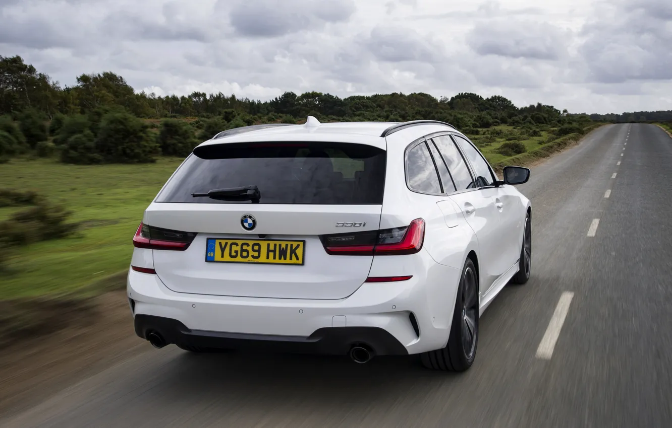 Фото обои BMW, 3-series, универсал, корма, 3er, 2020, UK version, G21