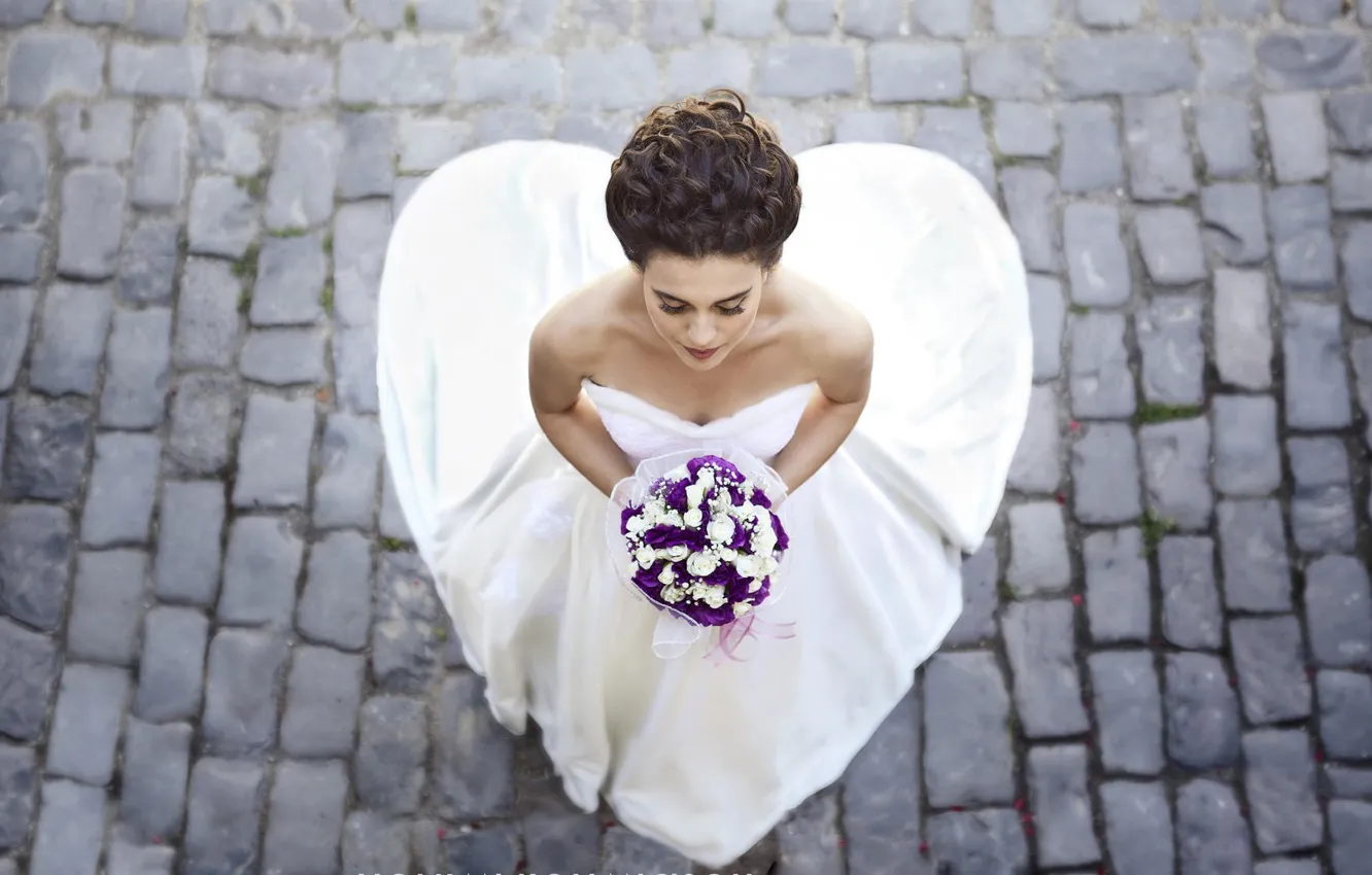 Фото обои девушка, цветы, букет, платье, свадебное