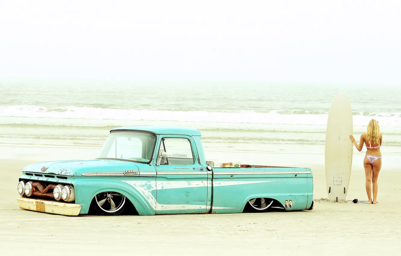 Фото обои Ford, Girl, Bikini, Beach, Old, Truck, Blonde, Lowrider