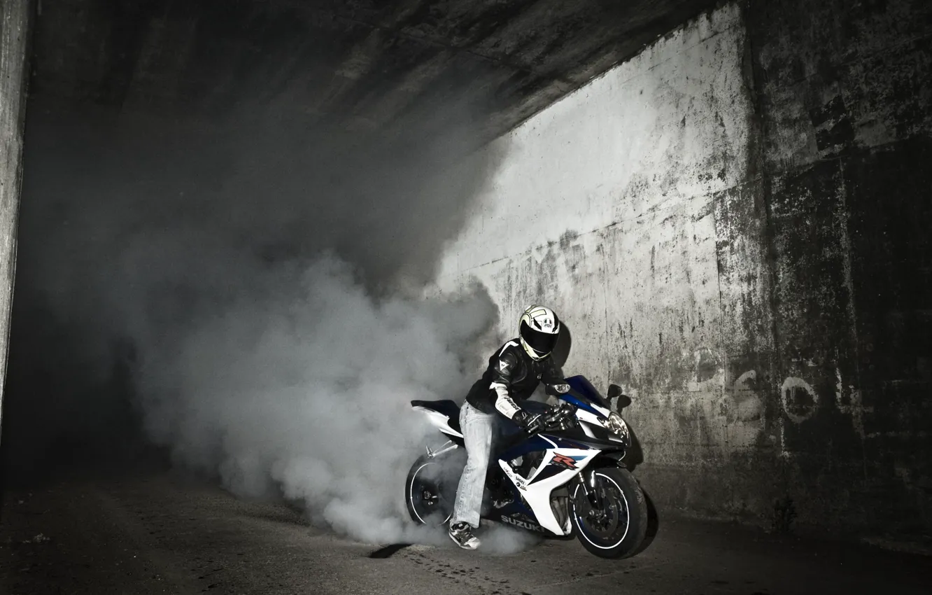 Фото обои мотоцикл, Suzuki, GSX-R1000