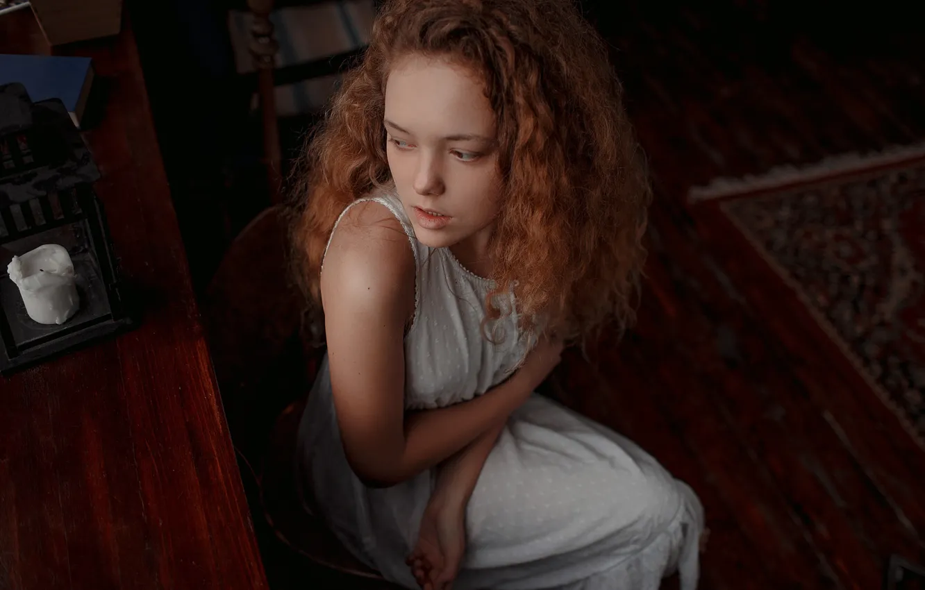Фото обои свечи, кудряшки, Екатерина Суркова, девушка, губки