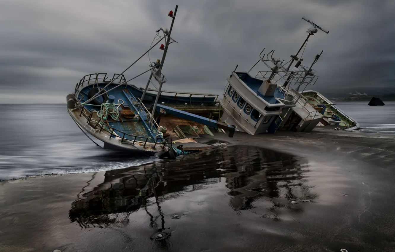 Фото обои coast, ship, abandoned, rust, shipwreck