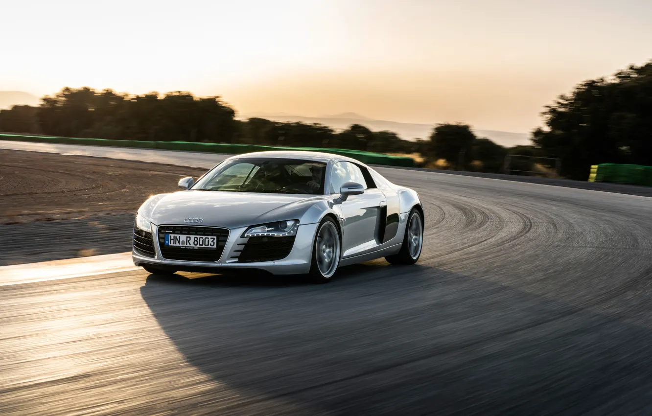 Фото обои Audi, Audi R8, Quattro, speed, track, R8