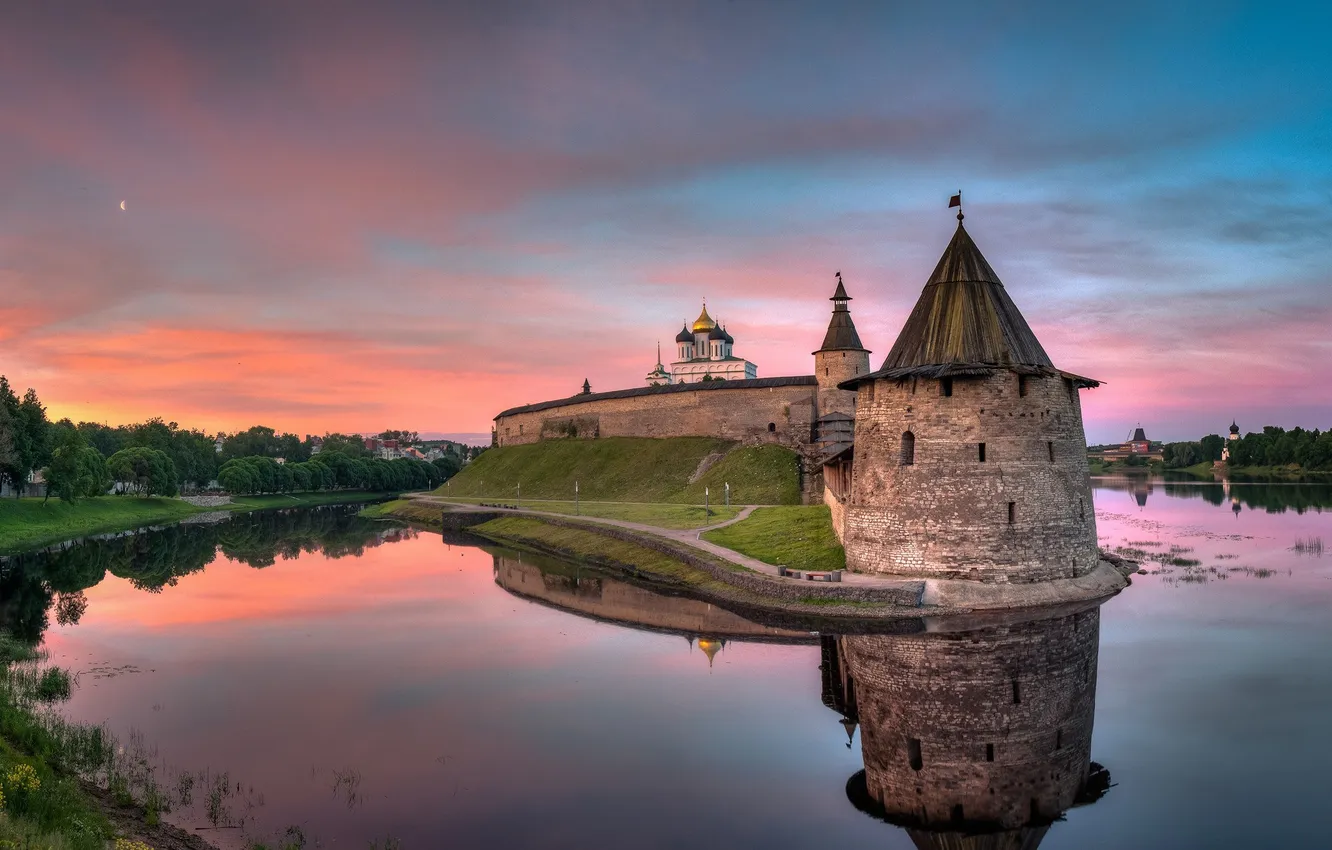 Фото обои ранее утро, Роман Дмитриев, Псковский Кром