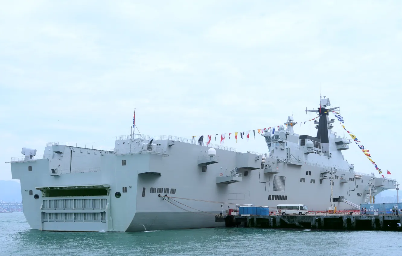 Фото обои Китай, универсальный десантный корабль, Hainan, тип 075