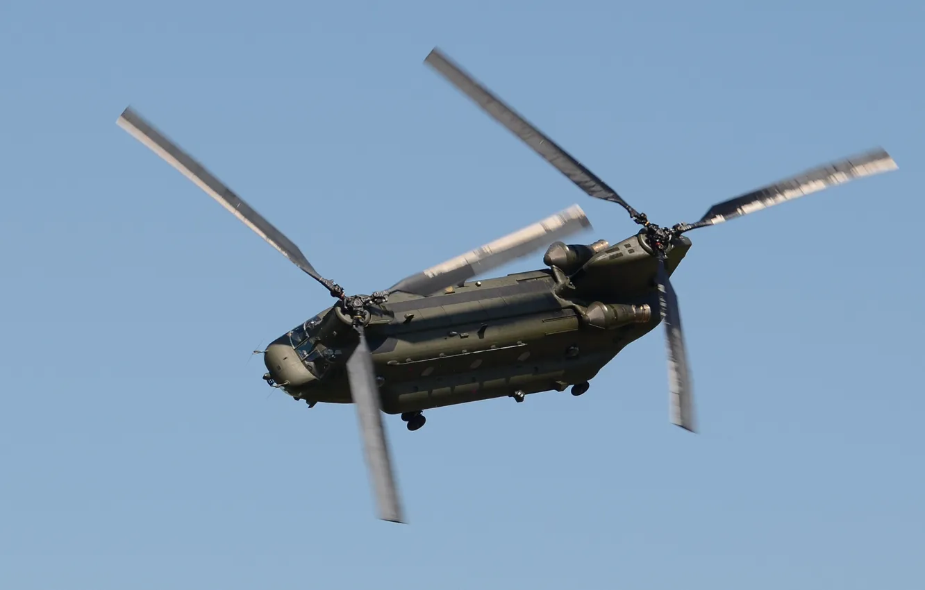 Фото обои небо, полет, вертолёт, транспортный, военно, канадский, CH-47F, Chinook