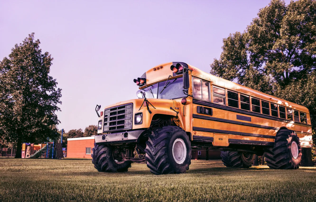 Фото обои Автобус, бигфут, школьный автобус, bigfoot, shcool bus