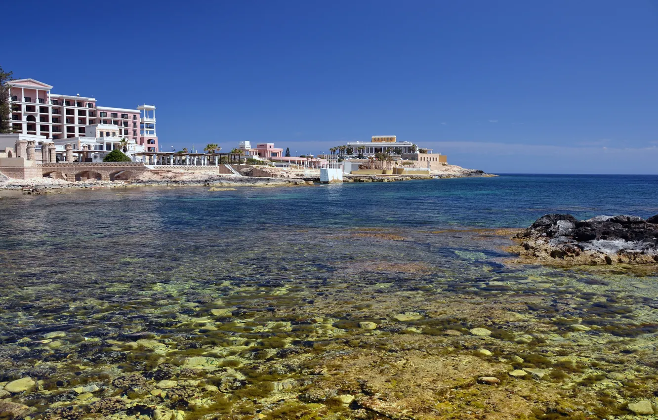 Фото обои море, солнце, побережье, здания, горизонт, синее небо, Мальта