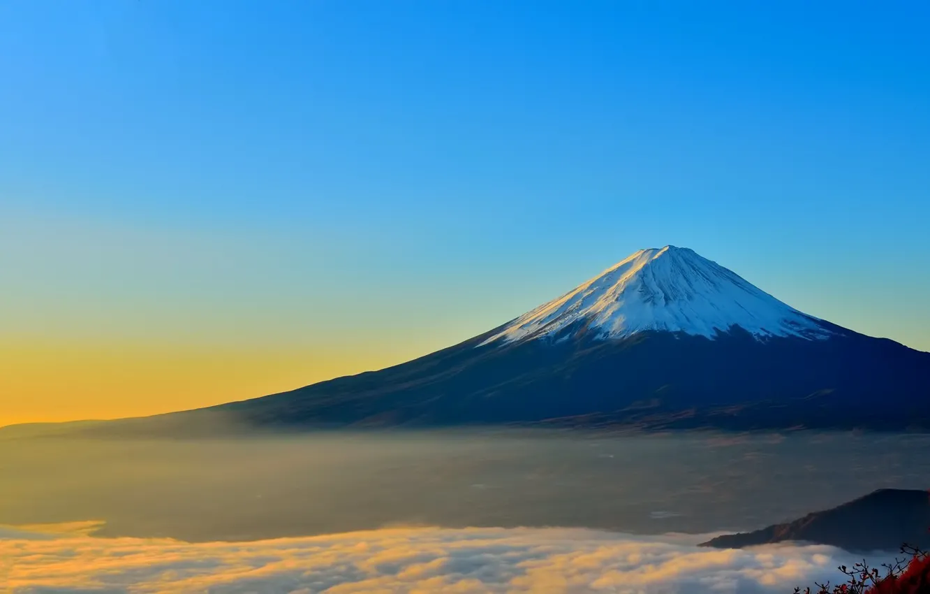 Фото обои Japan, Mount Fuji, sky, landscape, nature, mountain, snow, fog