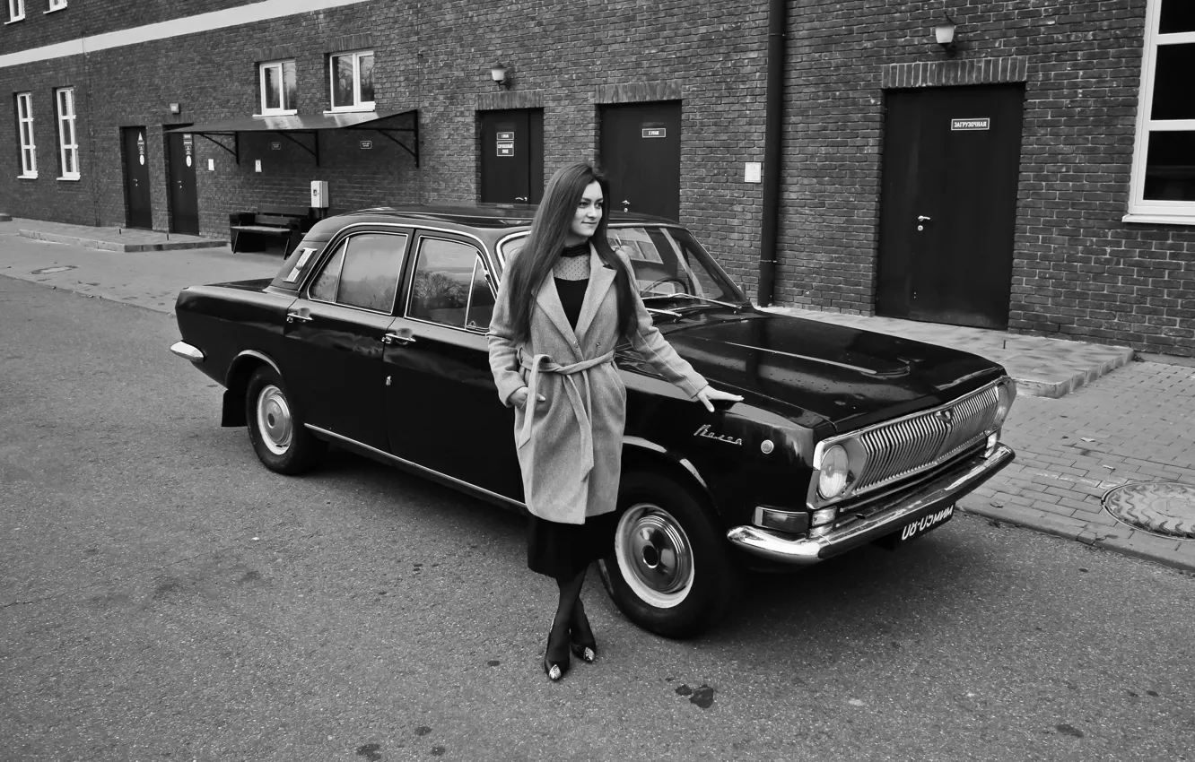 Фото обои black & white, retro, Volga, GAZ-24