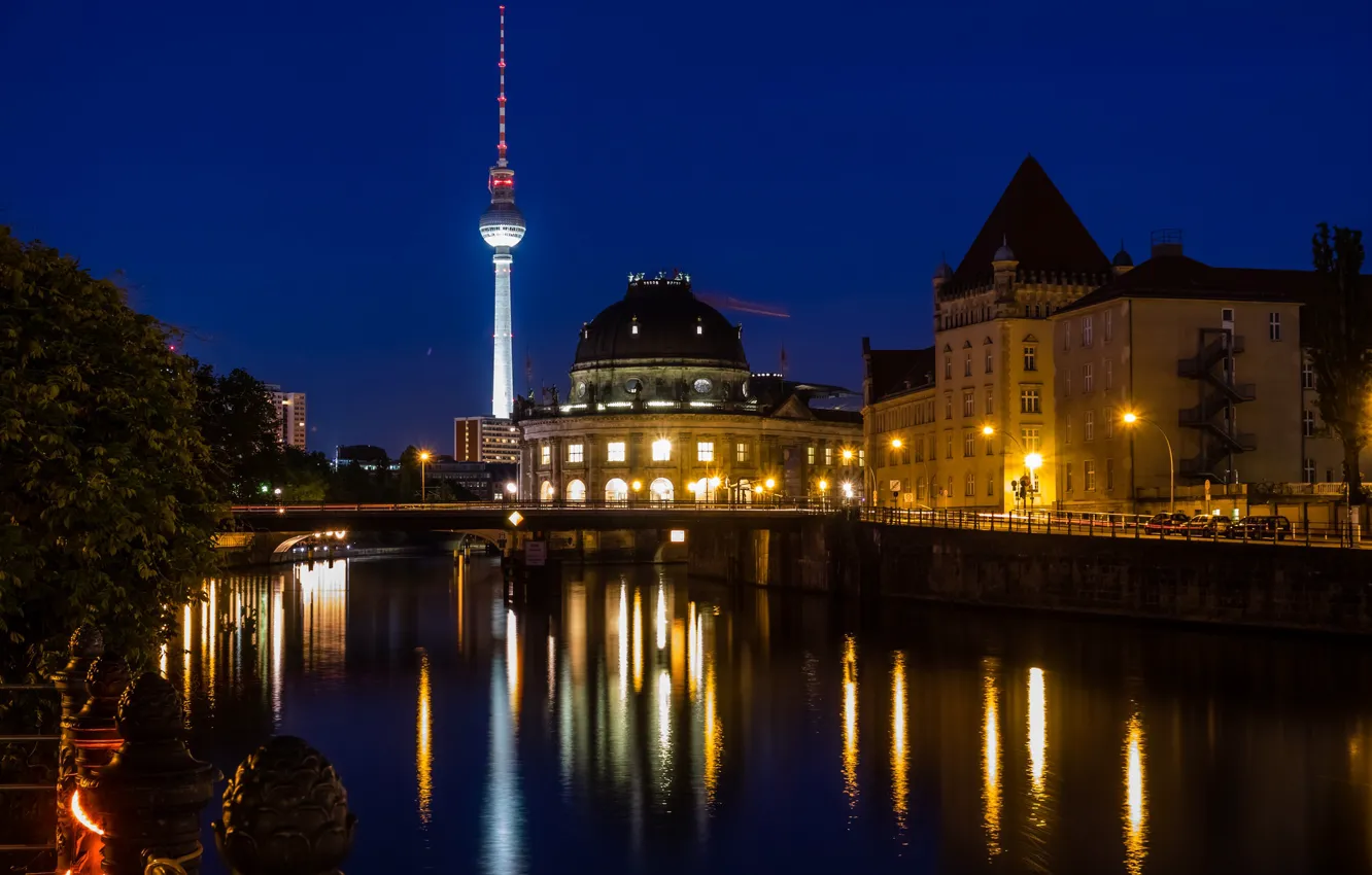 Фото обои ночь, огни, отражение, башня, Германия, Берлин