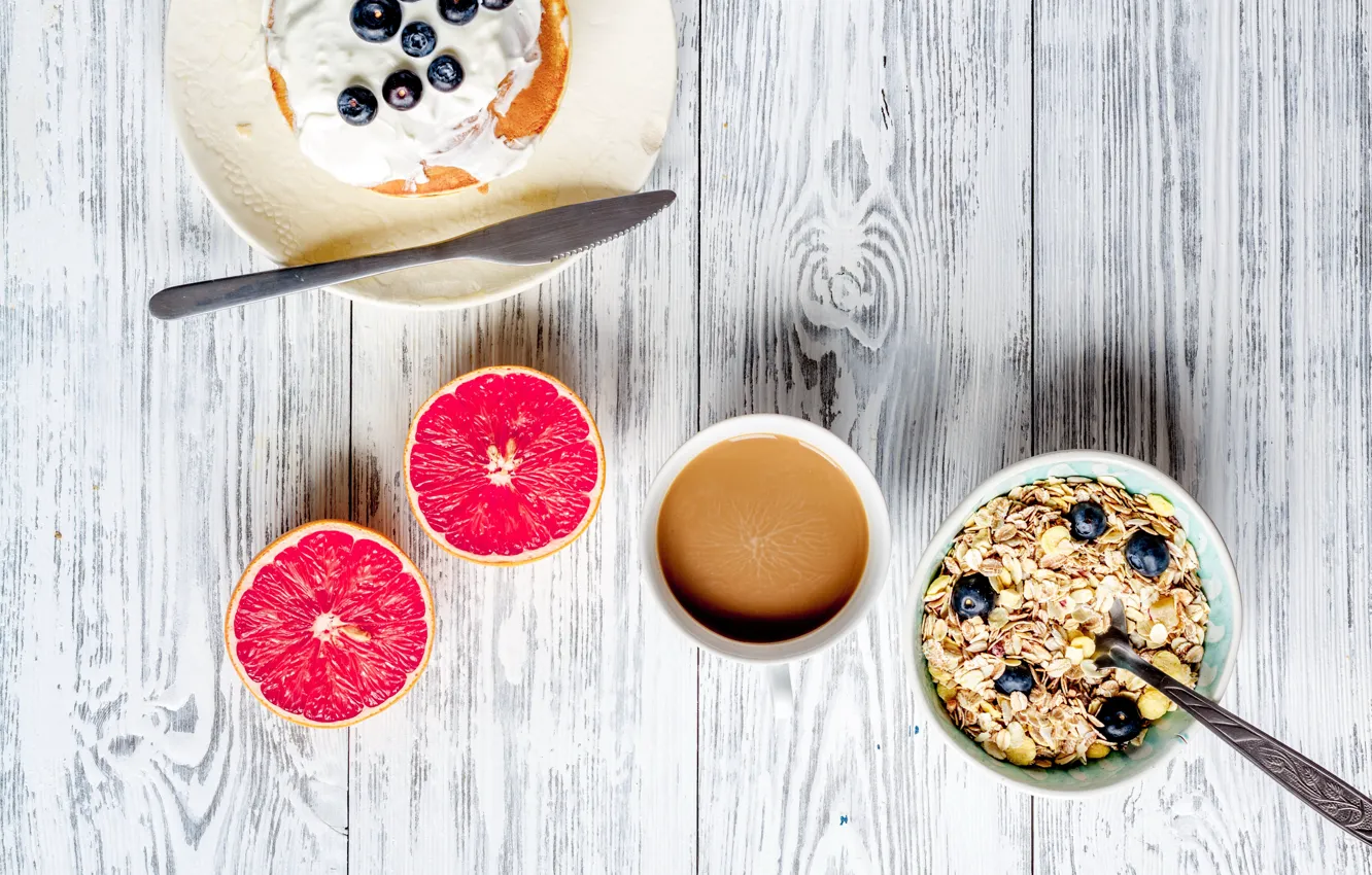 Фото обои ягоды, завтрак, черника, мед, блины, wood, грейпфрут, breakfast