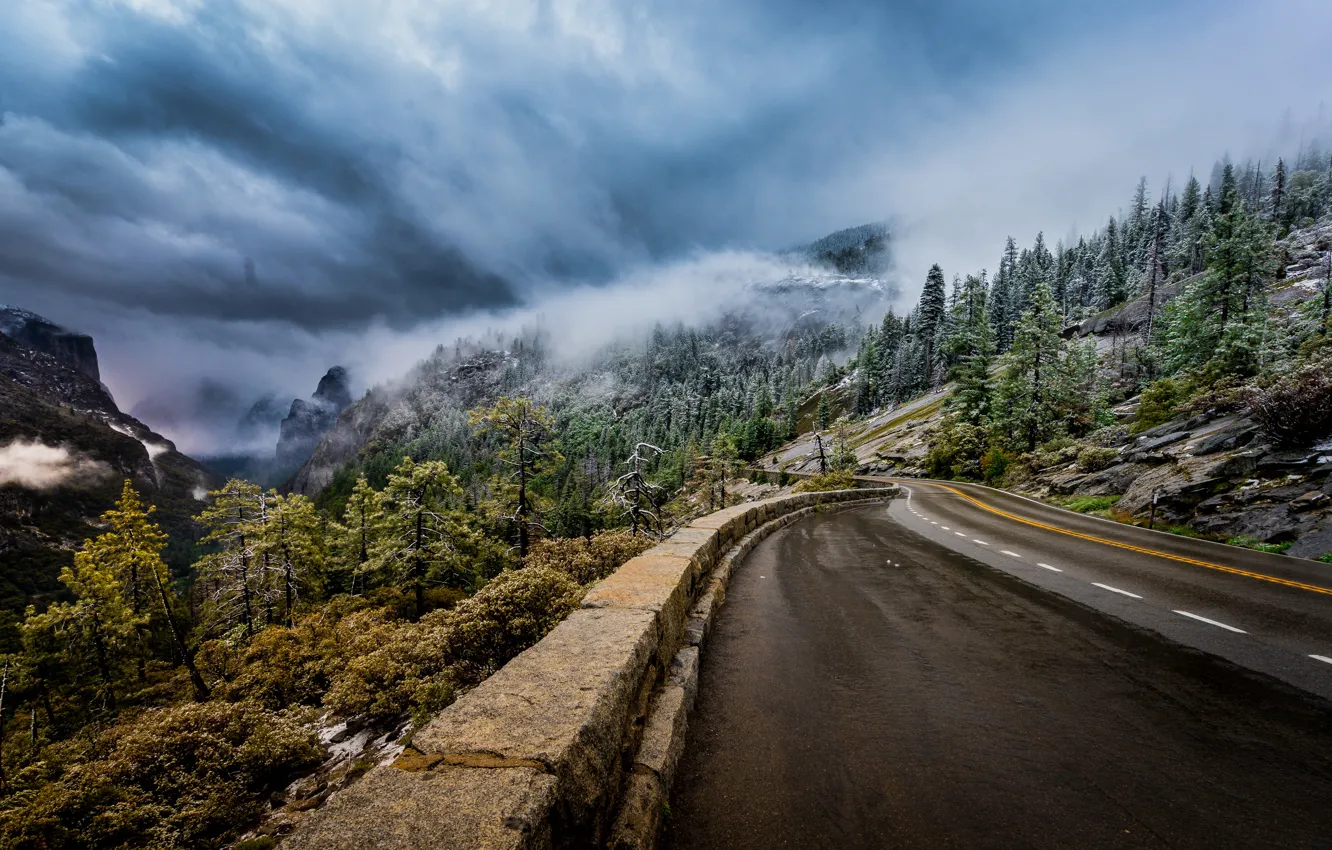 Фото обои дорога, деревья, горы, туман, Калифорния, California, Национальный парк Йосемити, Yosemite National Park