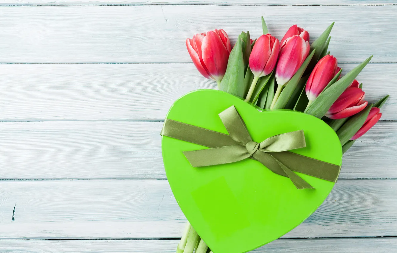 Фото обои любовь, цветы, подарок, романтика, сердце, тюльпаны, red, love