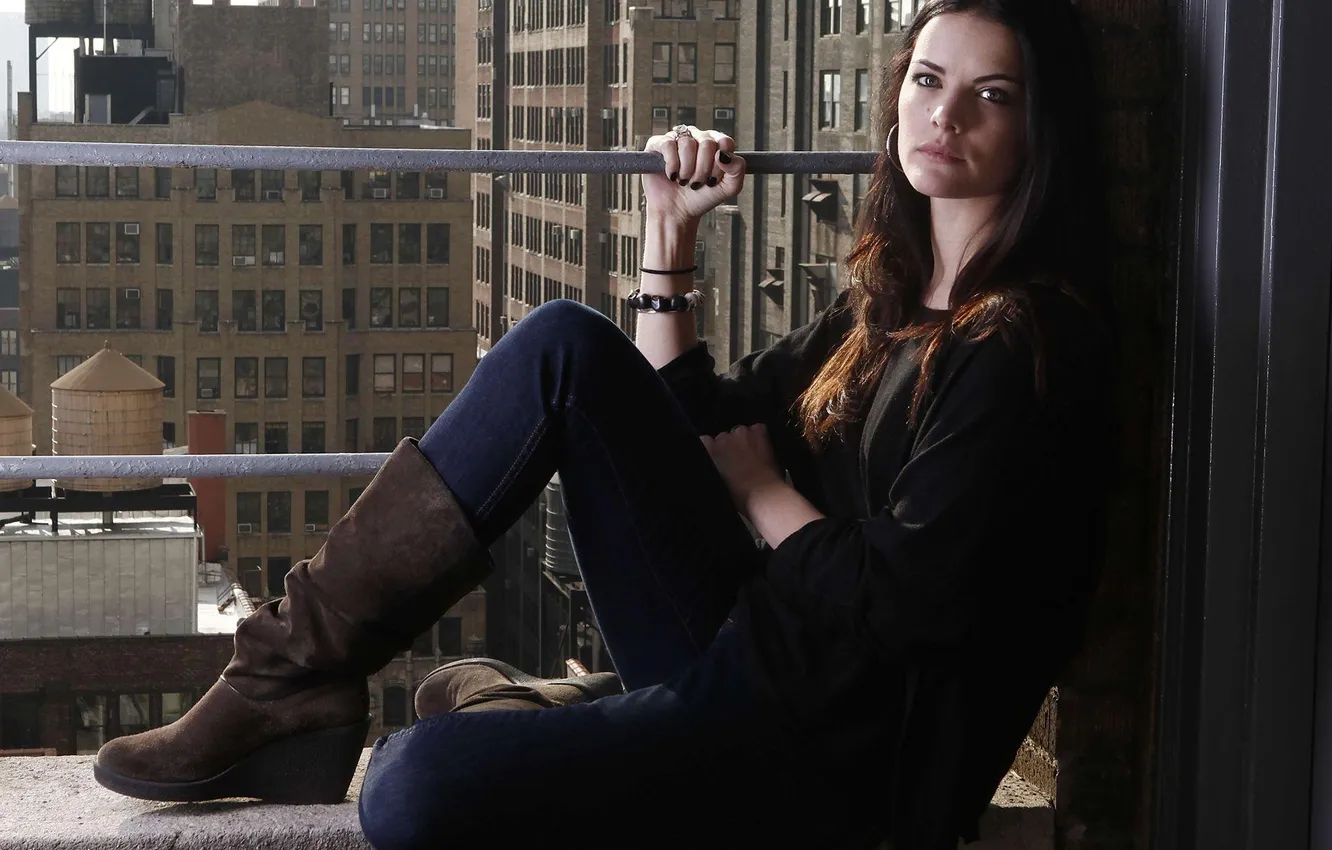 Фото обои girl, beautiful, model, window, actress, gorgeous, Jaimie Alexander, long-haired